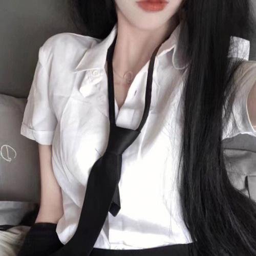 贤伉俪